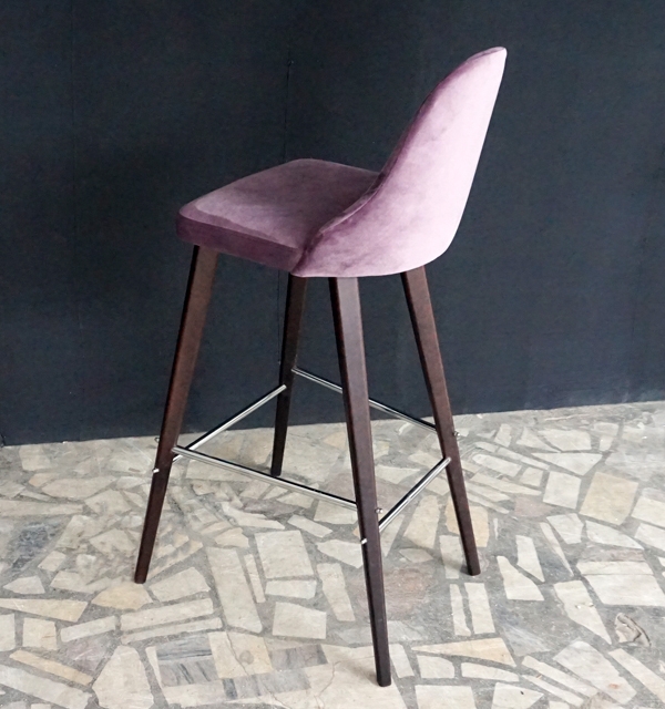 Стул для бара