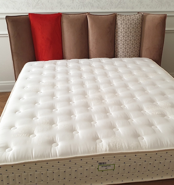 Изголовье в подушки