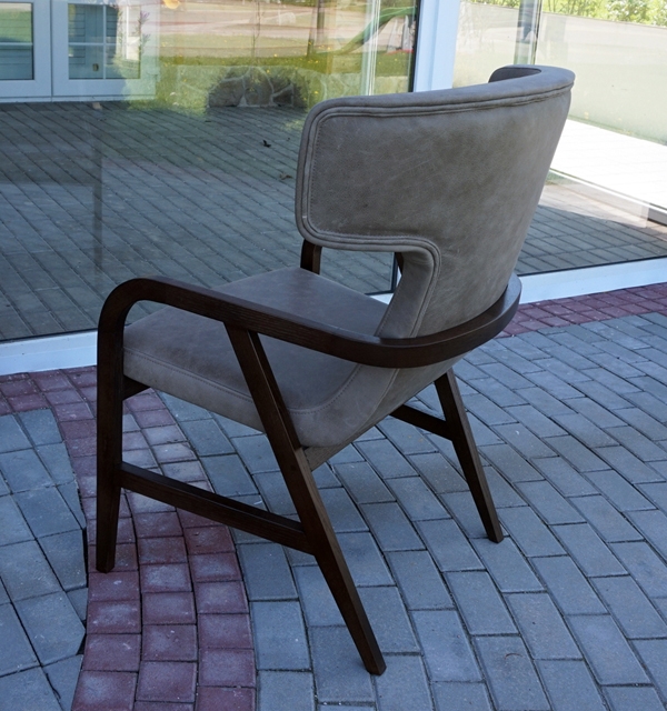 Дизайнерское кресло