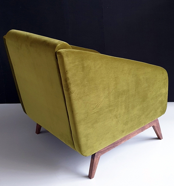 Дизайнерское кресло