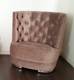 Дизайнерское кресло