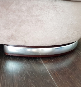 Опора с молдингом