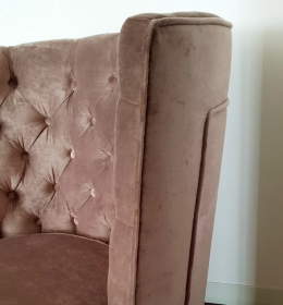 Декоративные канты в кресле