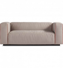 Вид спереди дивана Клеон